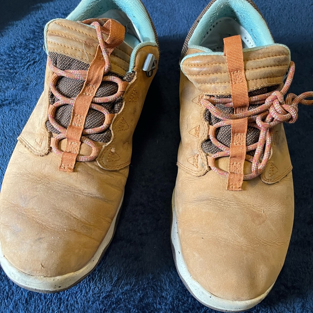 TEVA waterproof Hiking shoes